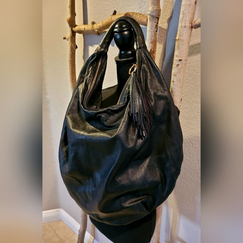 ANTHROPOLOGIE Ultimate Hobo Bag (Matte Finish/Lamb Leather) - Picture 4 of 12
